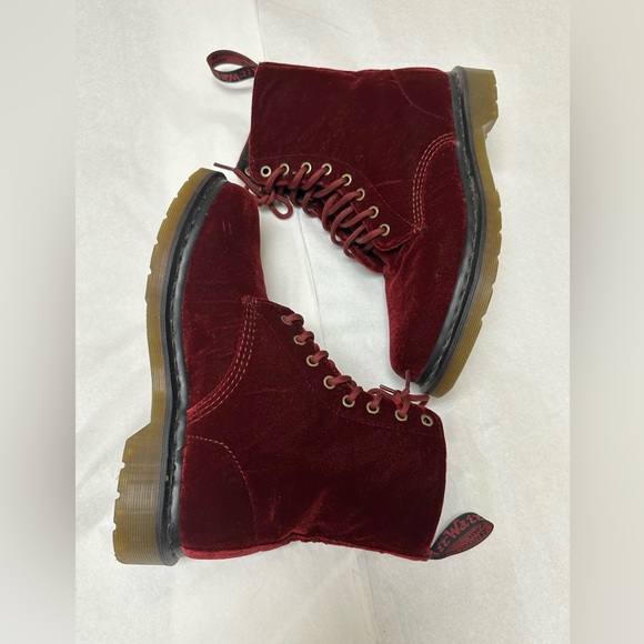 Dr. Martens 1460 Pascal Cherry ‘Page’ Limited Red Velvet Women’s🍒 - Picture 6 of 8